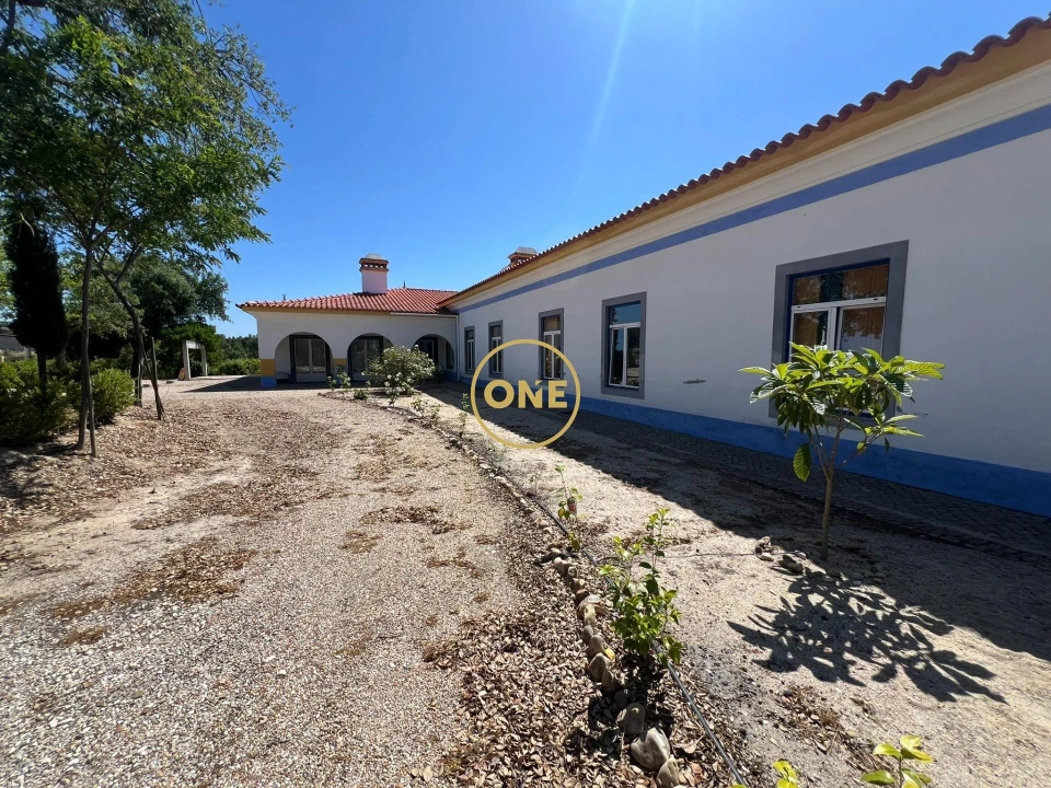 Negócio para Venda em Raposa Foto 87