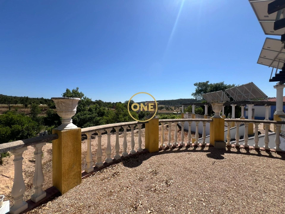 Negócio para Venda em Raposa Foto 96