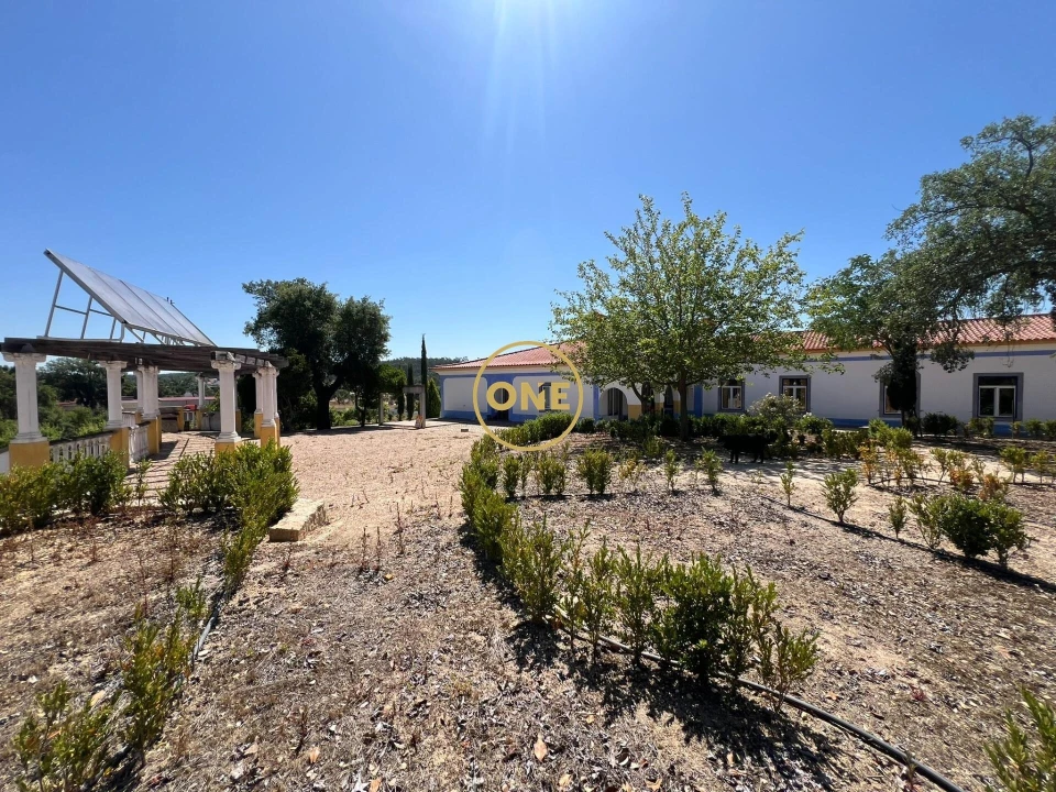 Negócio para Venda em Raposa Foto 92