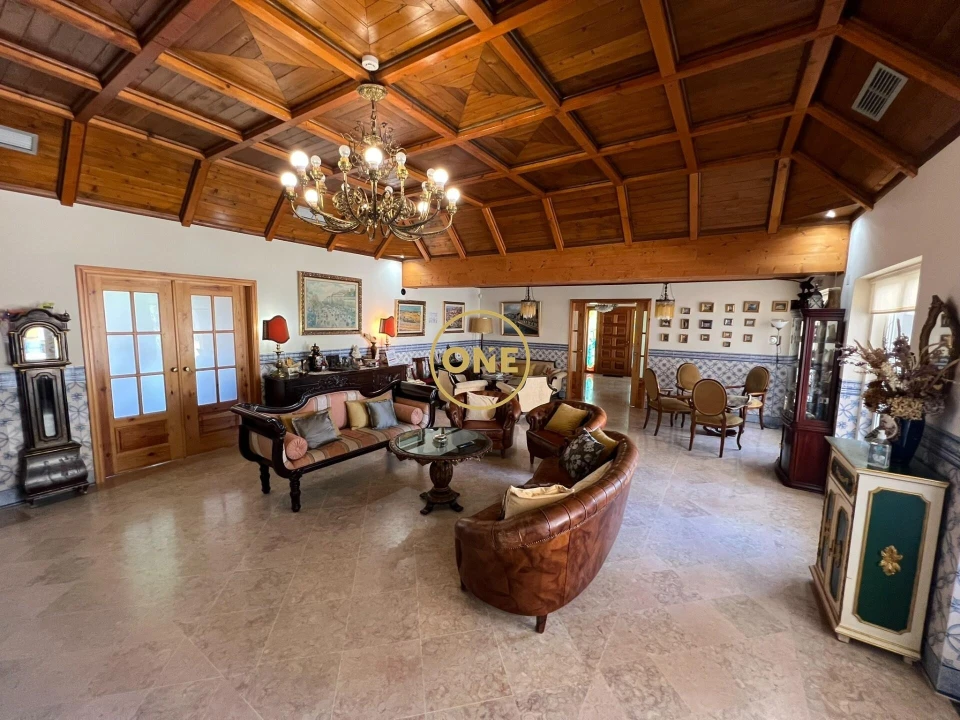 Negócio para Venda em Raposa Foto 133