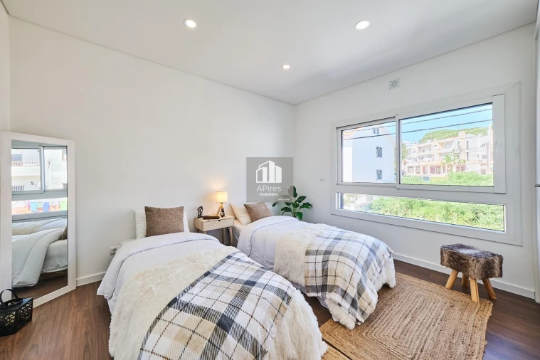 Moradia T4 para Venda em Laranjeiro e Feijó Foto 40