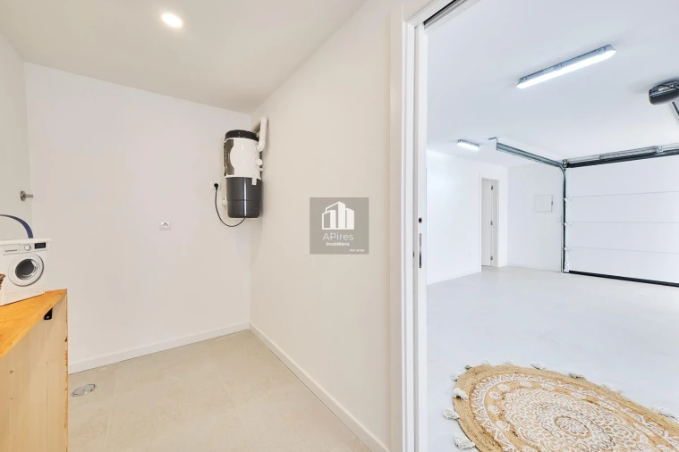 Moradia T4 para Venda em Laranjeiro e Feijó Foto 46