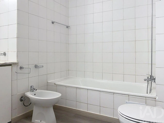 Apartamento T1 para Venda em Portimão Foto 5