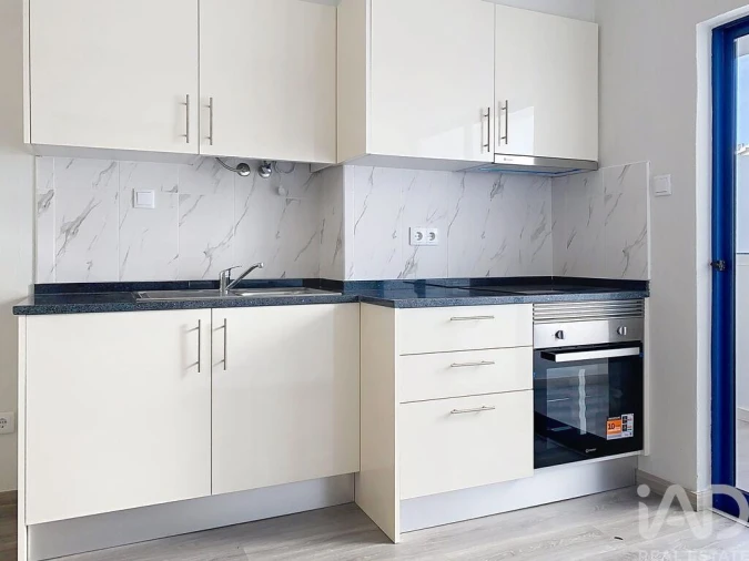 Apartamento T1 para Venda em Portimão Foto 2