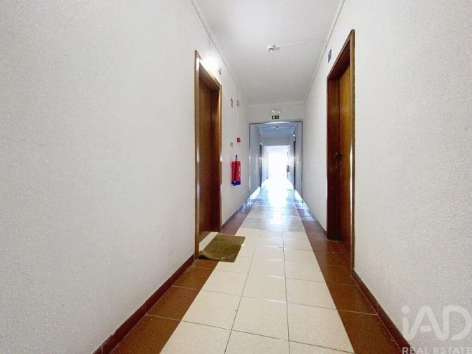 Apartamento T1 para Venda em Portimão Foto 18