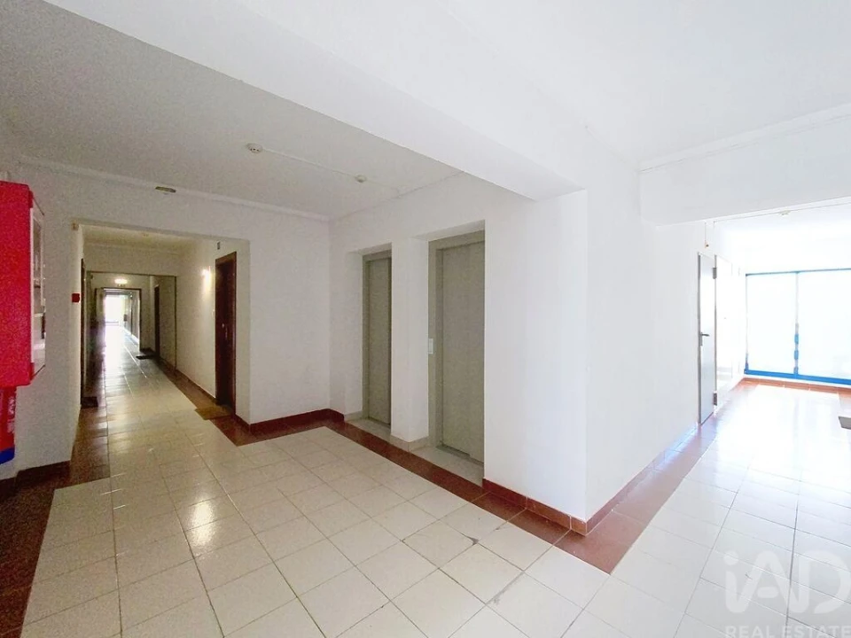 Apartamento T1 para Venda em Portimão Foto 19