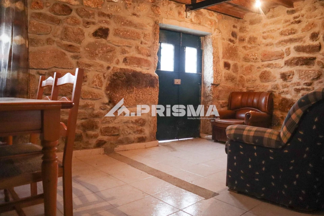 Moradia T3 para Venda em Fundão, Valverde, Donas, A. Joanes, A. Nova Cabo Foto 3