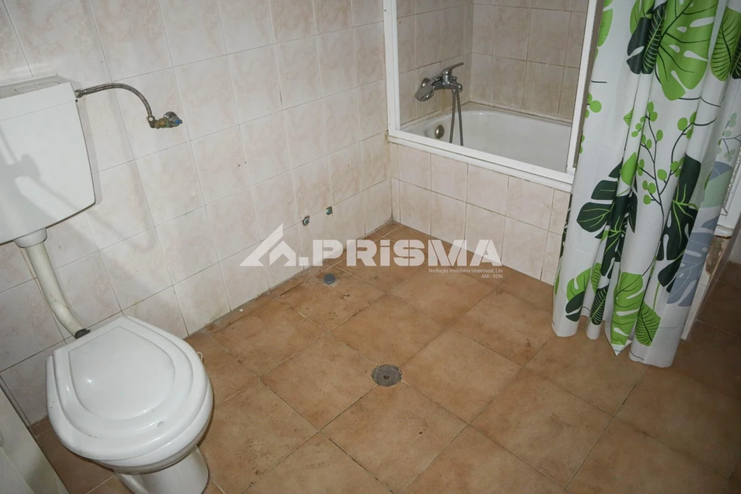 Moradia T3 para Venda em Fundão, Valverde, Donas, A. Joanes, A. Nova Cabo Foto 9