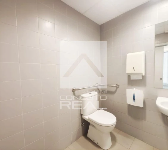 Loja para Venda em Cidade da Maia Foto 8