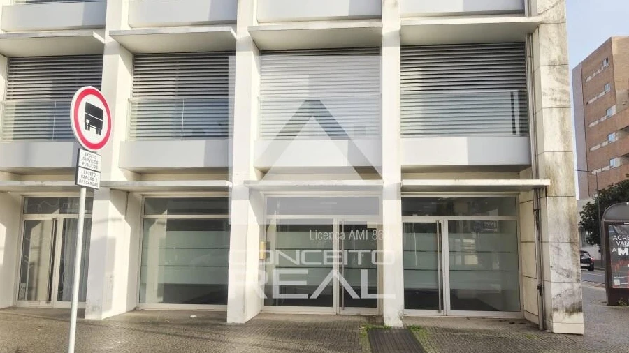 Loja para Venda em Cidade da Maia