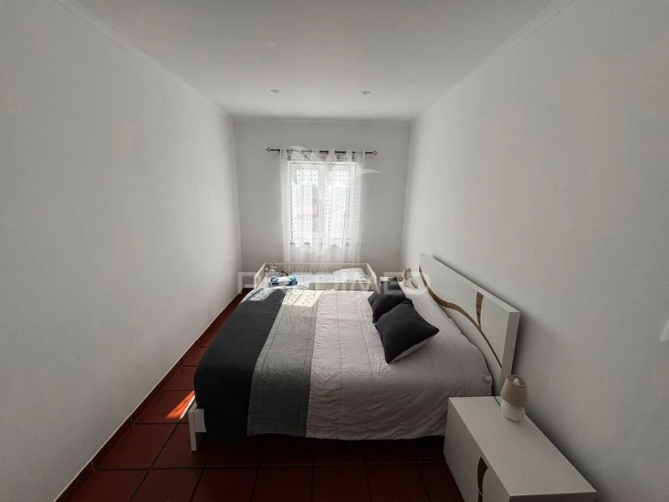 Moradia T3 para Venda em Angra (São Pedro) Foto 3