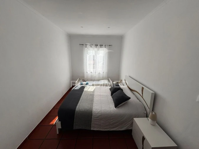 Moradia T3 para Venda em Angra (São Pedro) Foto 3