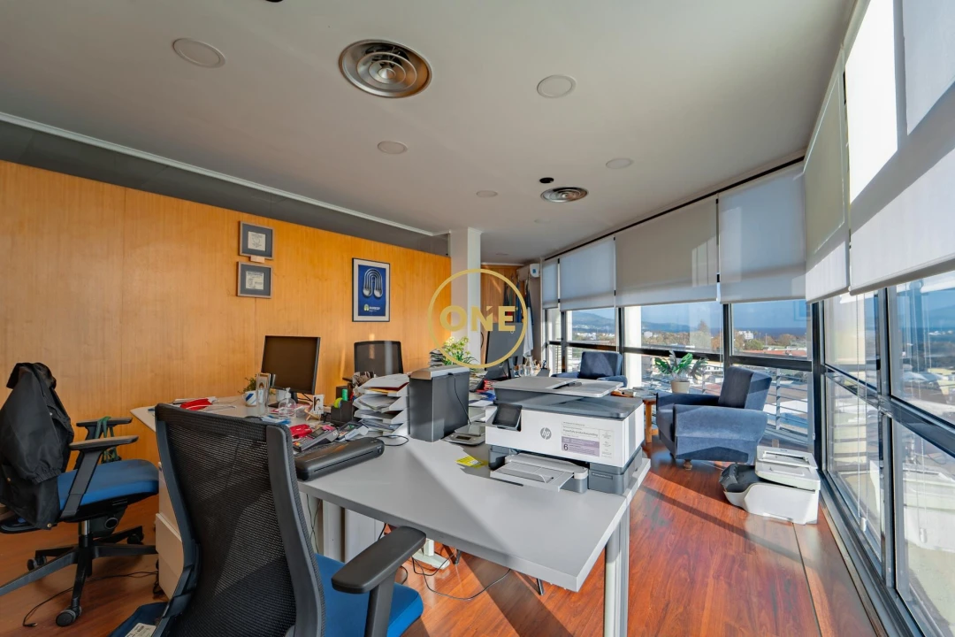 Loja para Venda em Ponta Delgada (São Pedro) Foto 14