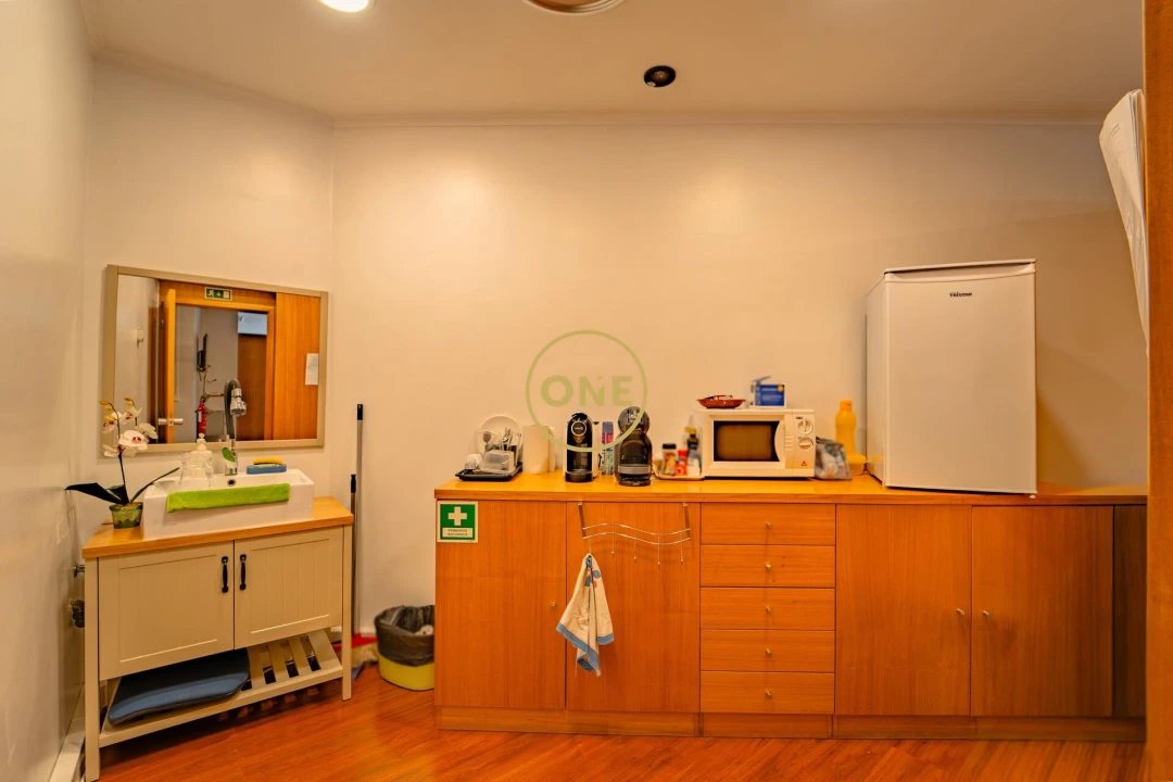 Loja para Venda em Ponta Delgada (São Pedro) Foto 8