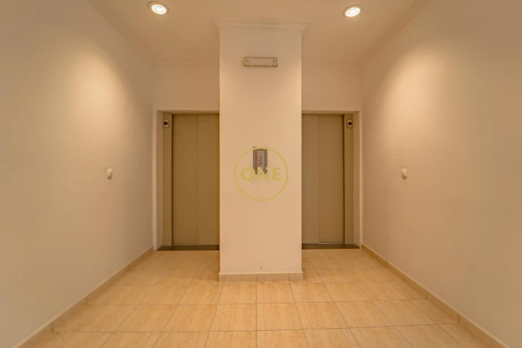 Loja para Venda em Ponta Delgada (São Pedro) Foto 21