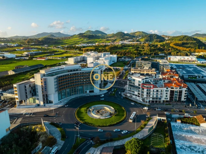 Loja para Venda em Ponta Delgada (São Pedro) Foto 2