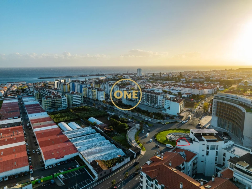 Loja para Venda em Ponta Delgada (São Pedro) Foto 6