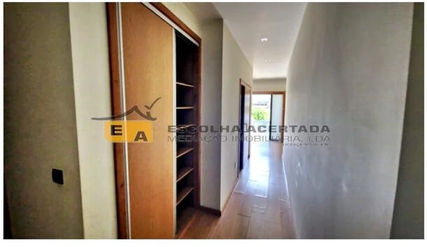 Moradia T3 para Venda em Louredo Foto 10