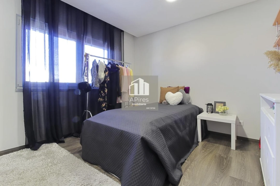 Moradia T5 para Venda em Costa da Caparica Foto 40