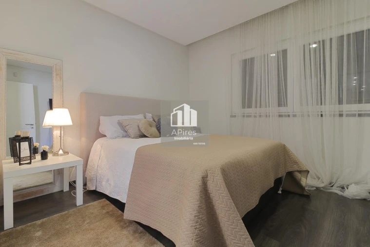 Moradia T5 para Venda em Costa da Caparica Foto 18