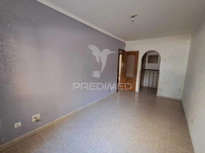 Apartamento T2 para Venda em Benfica Foto 8
