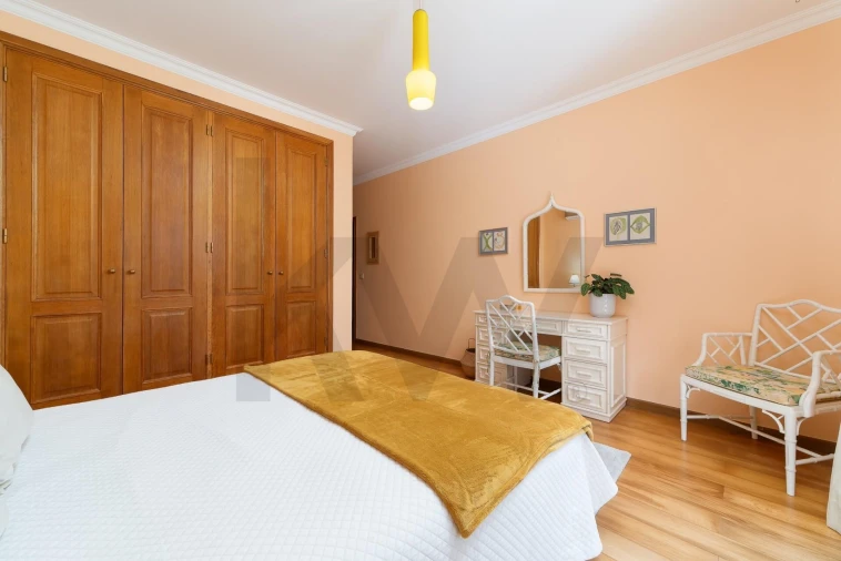 Moradia T4 para Venda em Monchique Foto 20