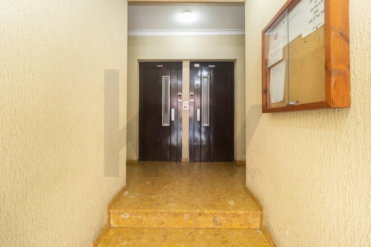 Apartamento T2 para Venda em Seixal, Arrentela e Aldeia de Paio Pires Foto 35