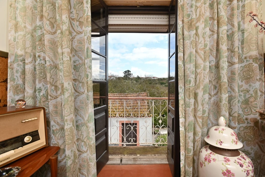 Moradia T4 para Venda em Carnota Foto 24