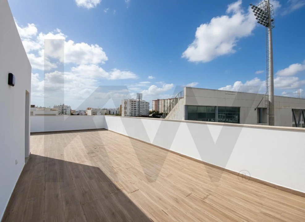 Apartamento T2 para Venda em Faro (Sé e São Pedro) Foto 15
