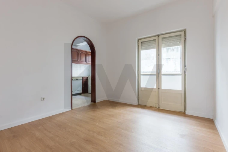 Apartamento T3 para Venda em Seixal, Arrentela e Aldeia de Paio Pires Foto 14