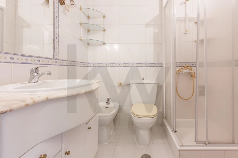 Apartamento T3 para Venda em Seixal, Arrentela e Aldeia de Paio Pires Foto 11