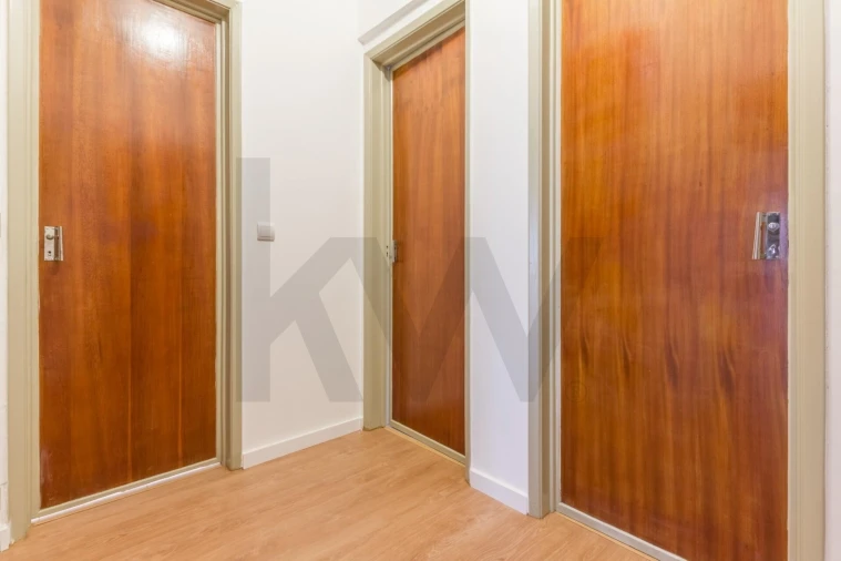 Apartamento T3 para Venda em Seixal, Arrentela e Aldeia de Paio Pires Foto 4