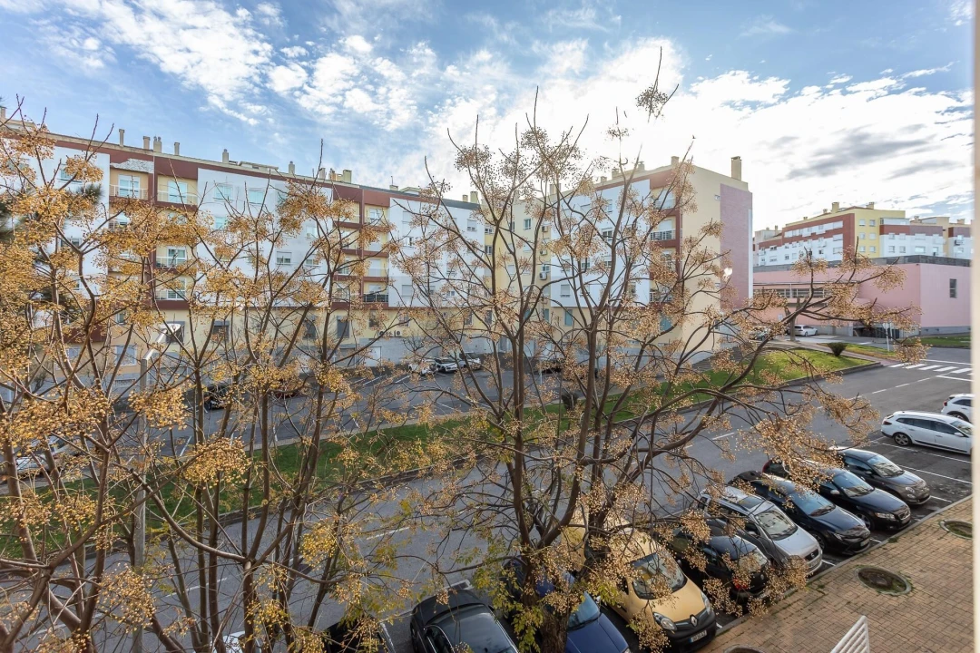 Apartamento T3 para Venda em Sacavém e Prior Velho Foto 26