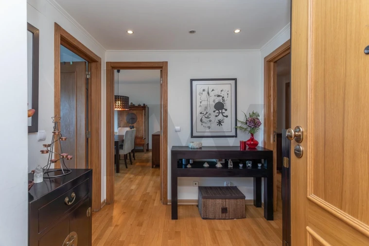 Apartamento T3 para Venda em Sacavém e Prior Velho Foto 6