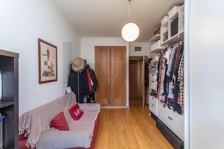 Apartamento T3 para Venda em Sacavém e Prior Velho Foto 20
