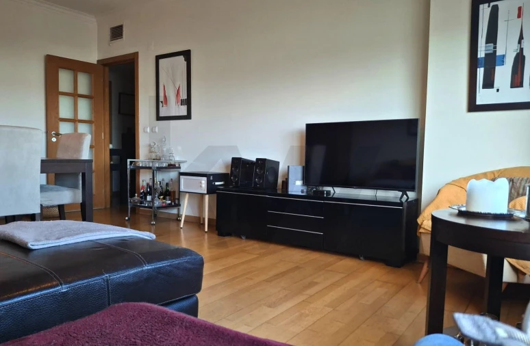 Apartamento T3 para Venda em Sacavém e Prior Velho Foto 8