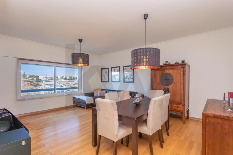 Apartamento T3 para Venda em Sacavém e Prior Velho Foto 1