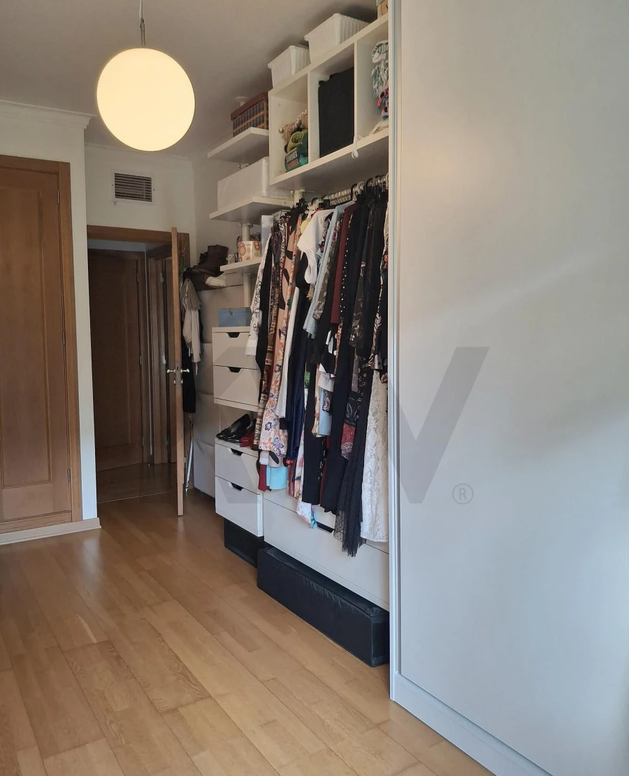 Apartamento T3 para Venda em Sacavém e Prior Velho Foto 27