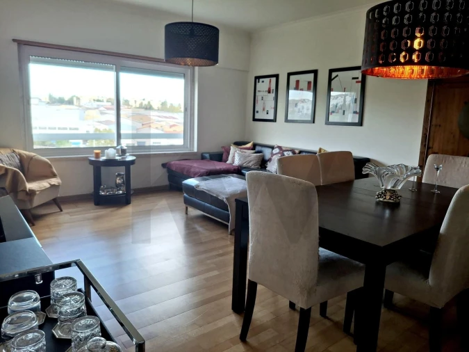 Apartamento T3 para Venda em Sacavém e Prior Velho Foto 9