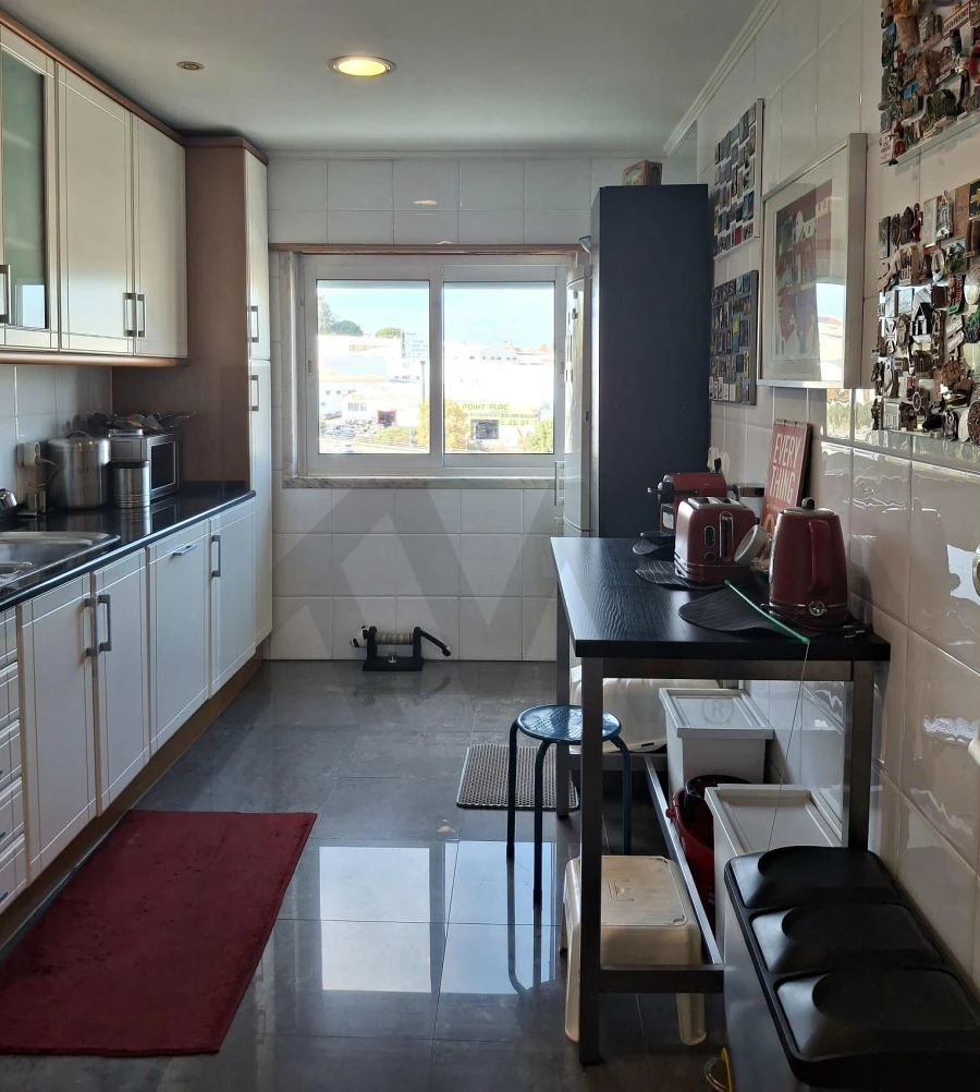 Apartamento T3 para Venda em Sacavém e Prior Velho Foto 12