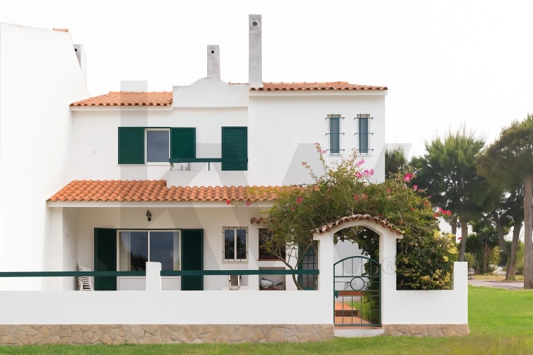 Moradia T3 para Venda em Ericeira Foto 2