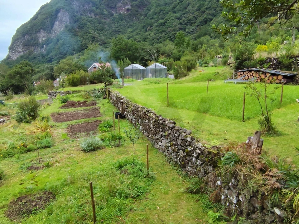 Terreno para Venda em Seixal Foto 1