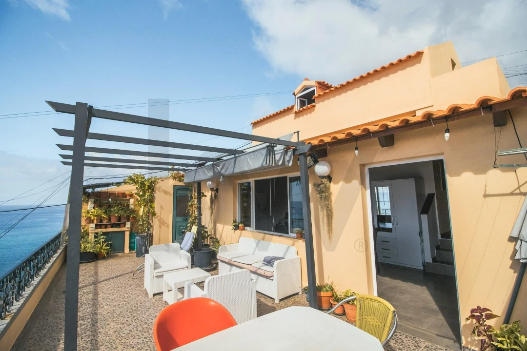 Moradia T4 para Venda em Camara de Lobos Foto 35