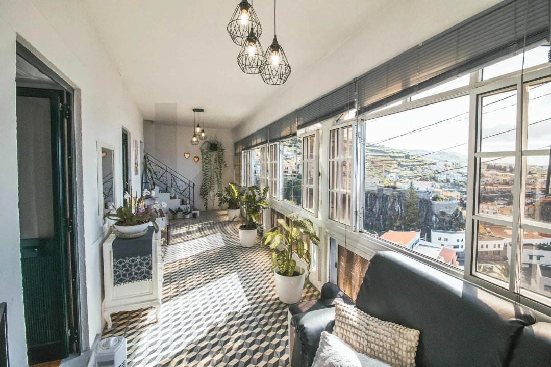 Moradia T4 para Venda em Camara de Lobos Foto 8