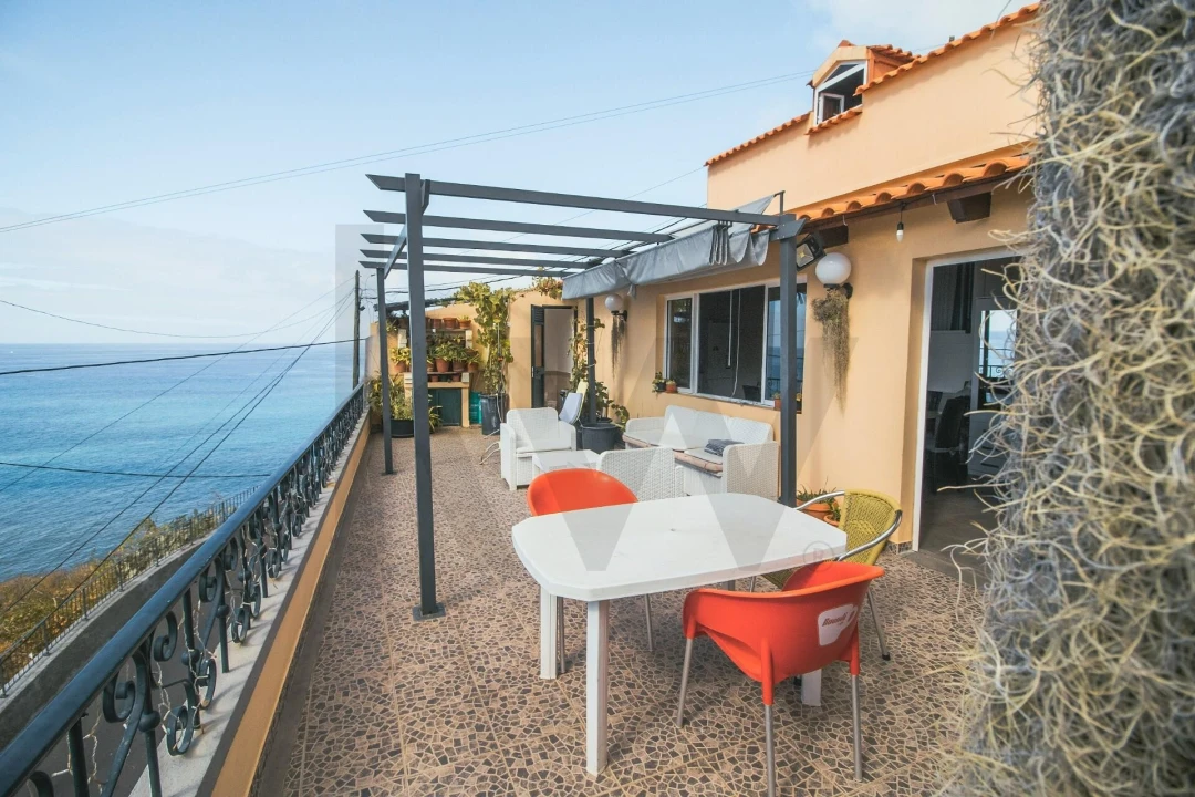 Moradia T4 para Venda em Camara de Lobos Foto 30