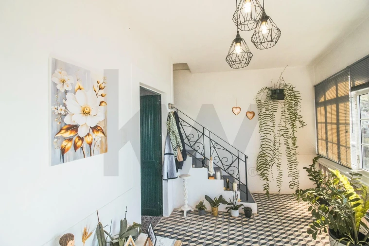 Moradia T4 para Venda em Camara de Lobos Foto 9