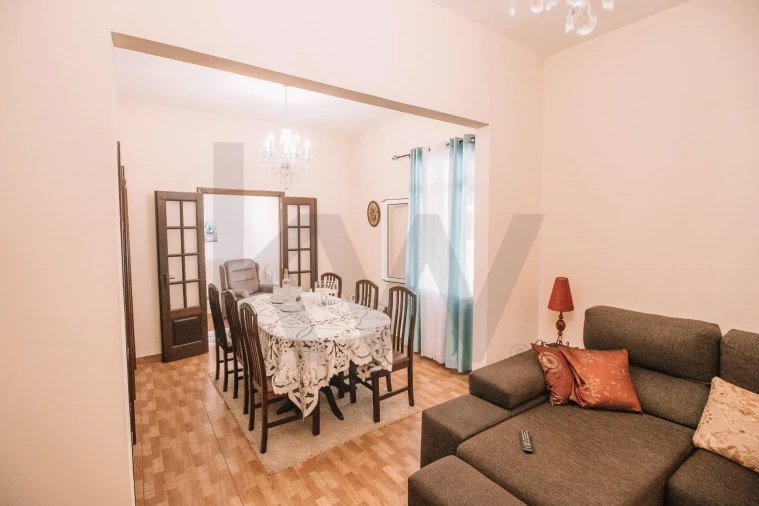 Moradia T4 para Venda em Camara de Lobos Foto 25