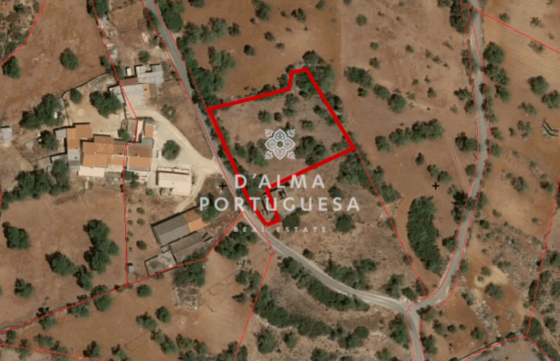 Moradia T2 para Venda em Ferreiras Foto 1