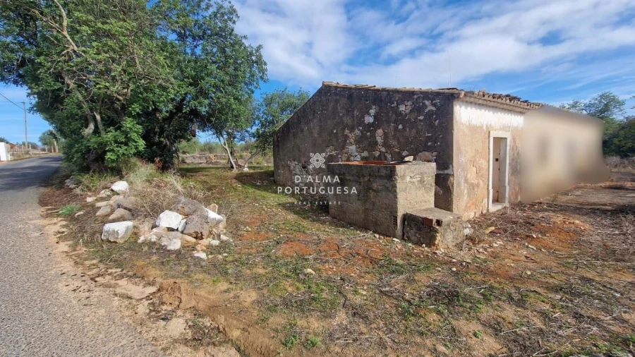 Moradia T2 para Venda em Ferreiras Foto 3