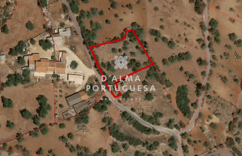 Moradia T2 para Venda em Ferreiras